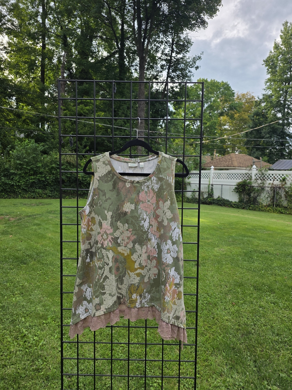 Sleeveless Olive Floral Layered Tank with Blush Hem